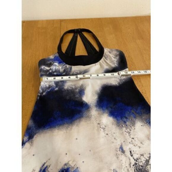 Lululemon Size 6 Womens Scoop Neck Black Blue Top Yoga Workout Shirt - Picture 4 of 8